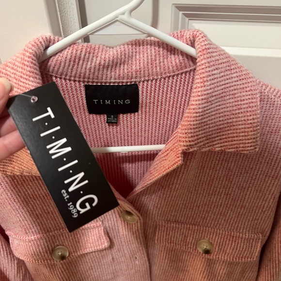 Small, Pink Shacket. - Picture 5 of 9